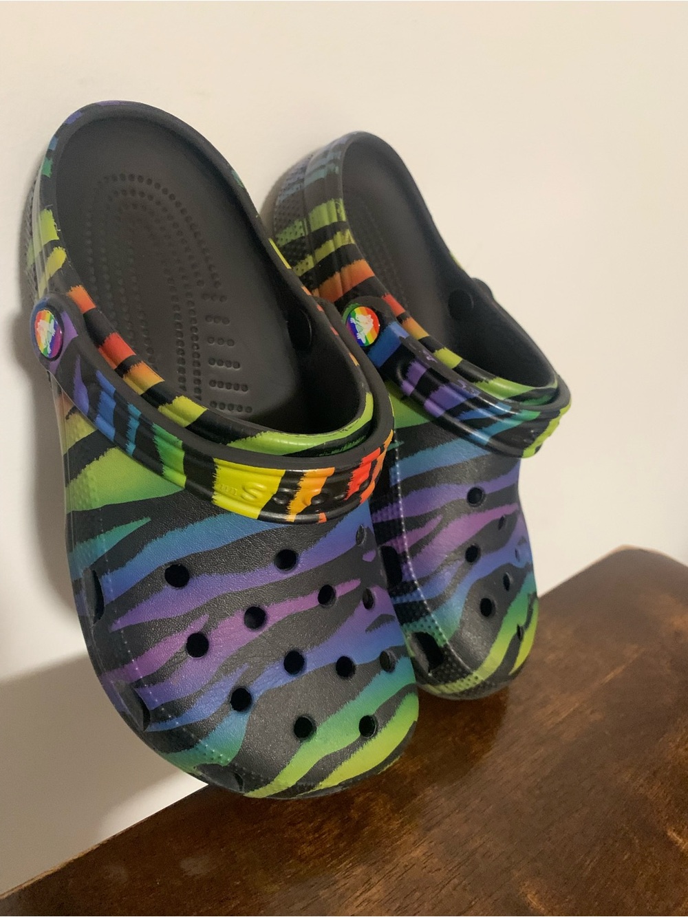EUC! Kid crocs